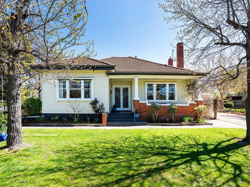 15 Pitman Street, Chewton