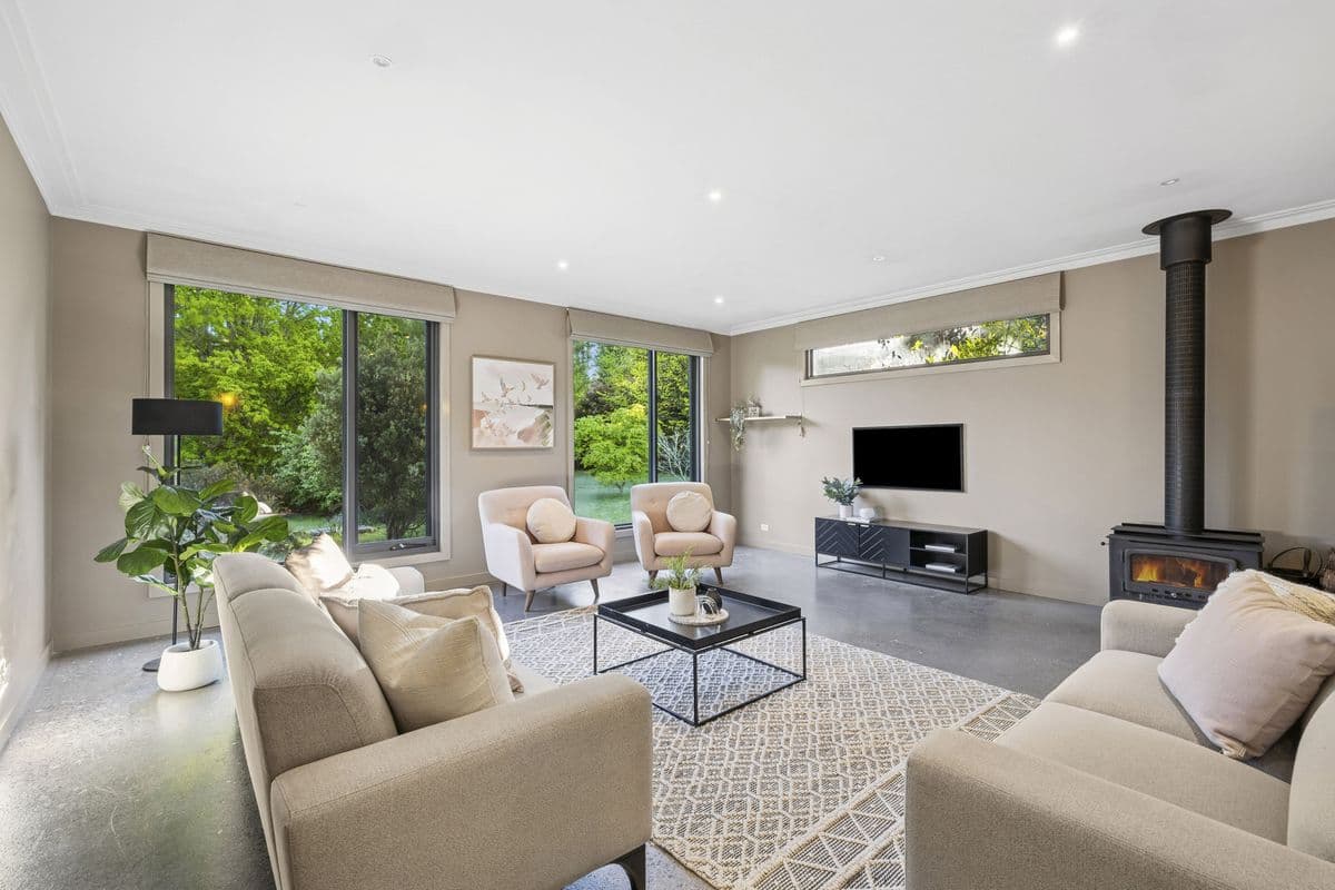 22 Leishmans Lane