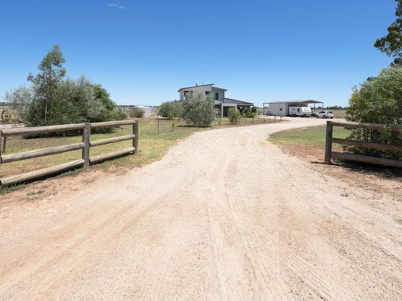 279 Flood Lane, Reedy Lake