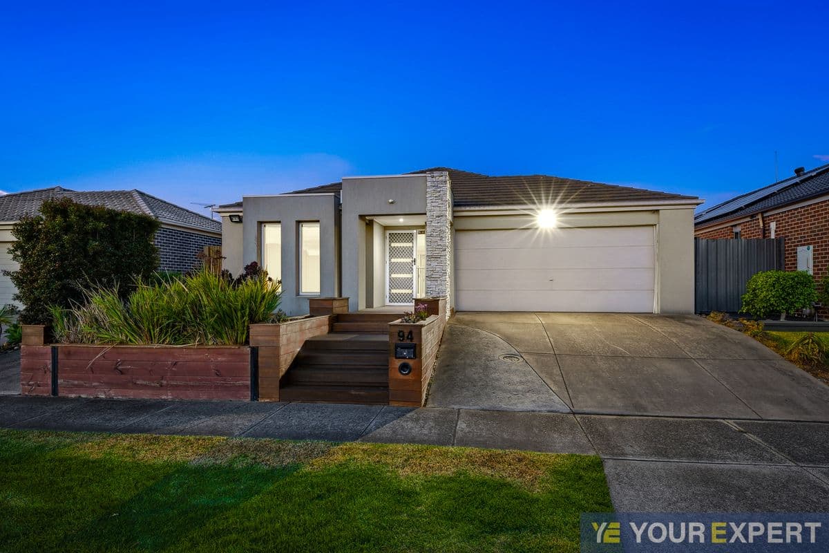 94 Silverwattle Drive
