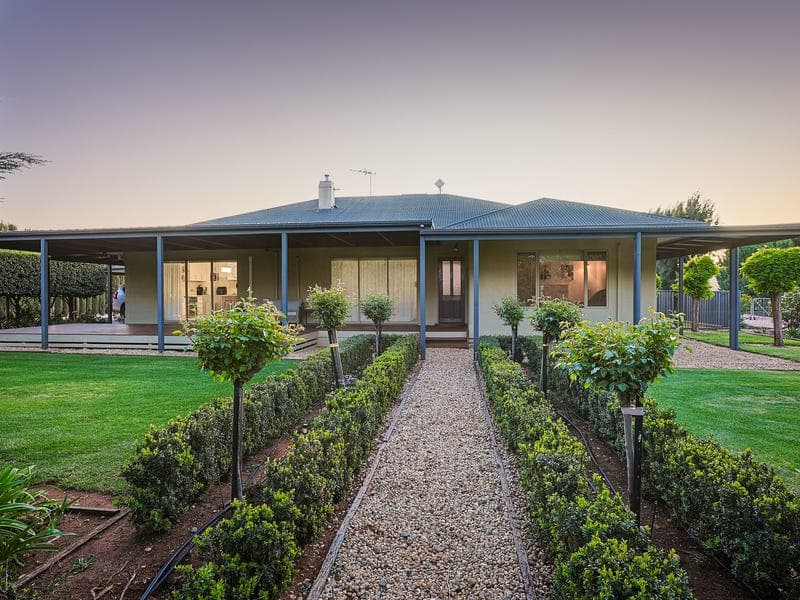 108 Sheoak Avenue, Koorlong