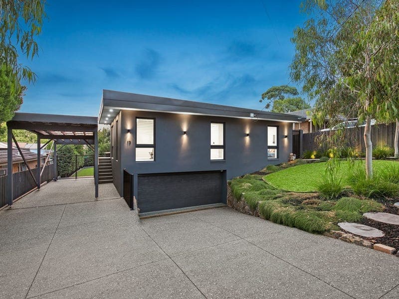 17 Lena Street, Viewbank