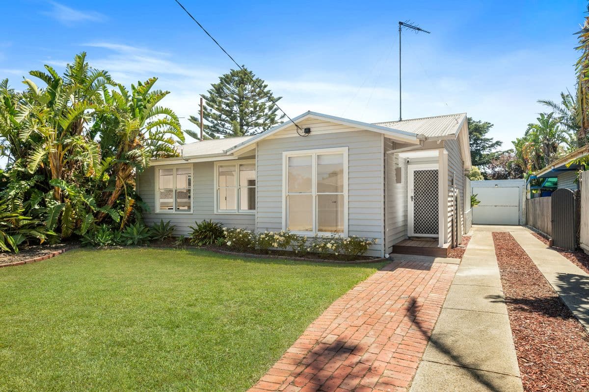 33 Gardenia Grove