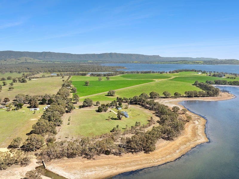 254 Lake Lonsdale Road, Lake Lonsdale