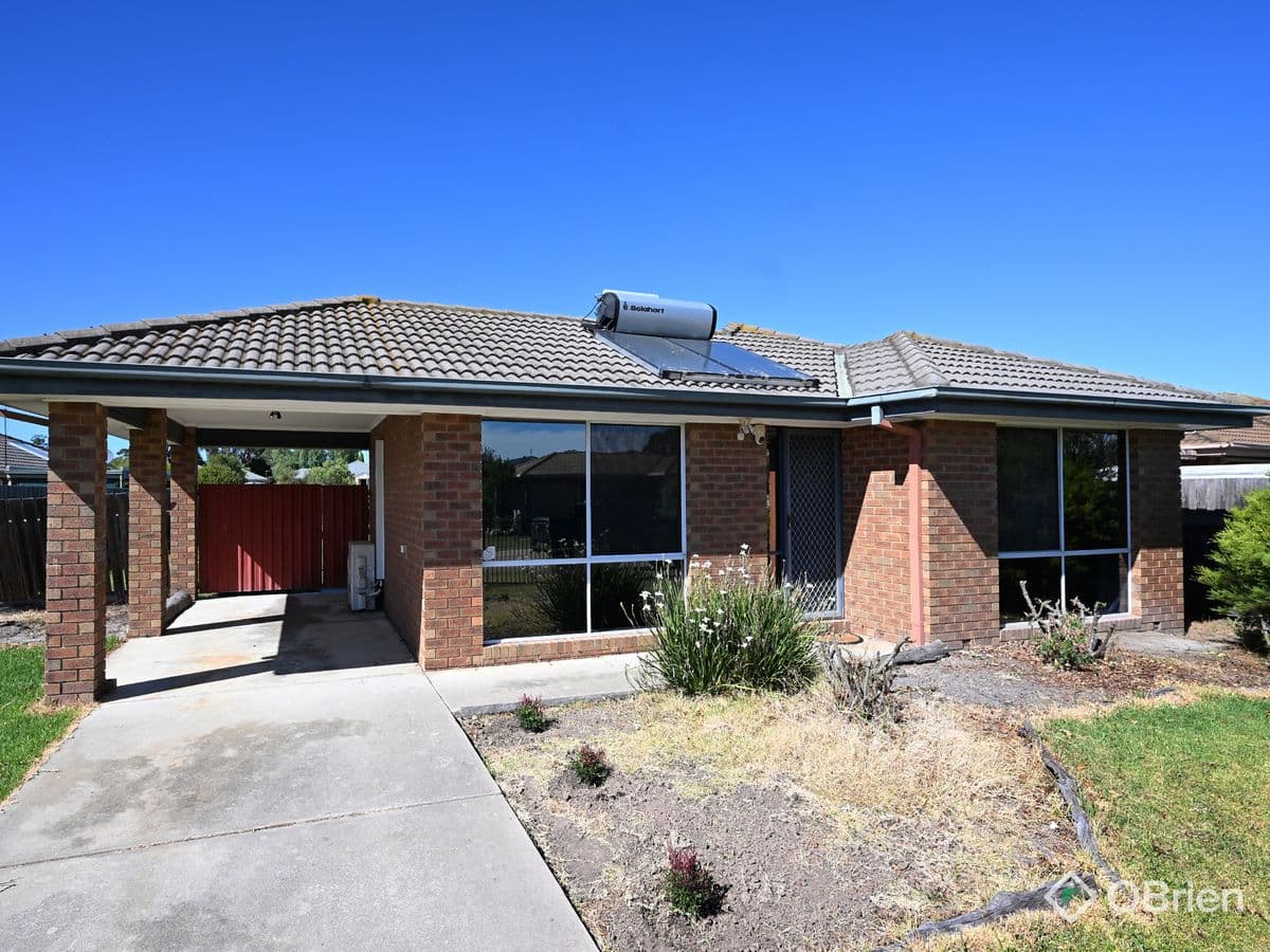 30 CALLISTEMON COURT