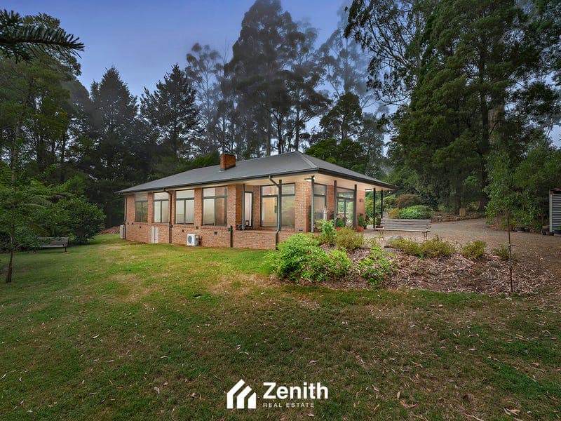 11 Sherbrooke Lodge Road, Sherbrooke