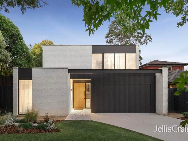 1 Nestan Drive, Ringwood