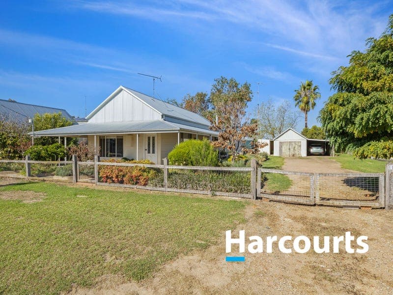 11 Bartley Street, Moyhu