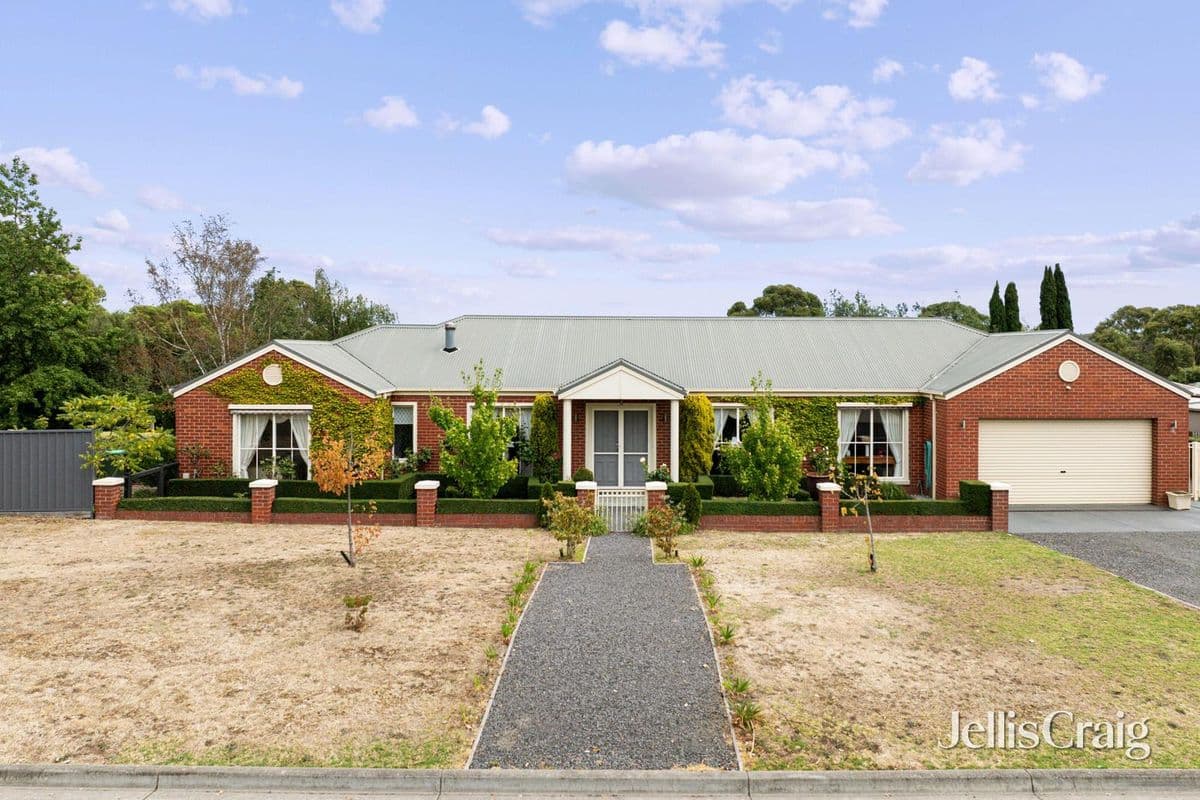 200 Learmonth Street