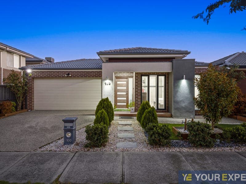 100 Deoro Parade, Clyde North
