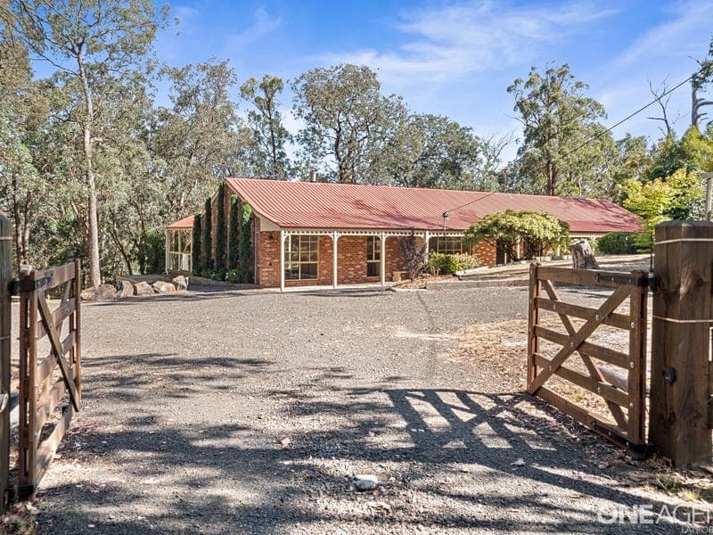 70 Boulton Crescent, Tyers