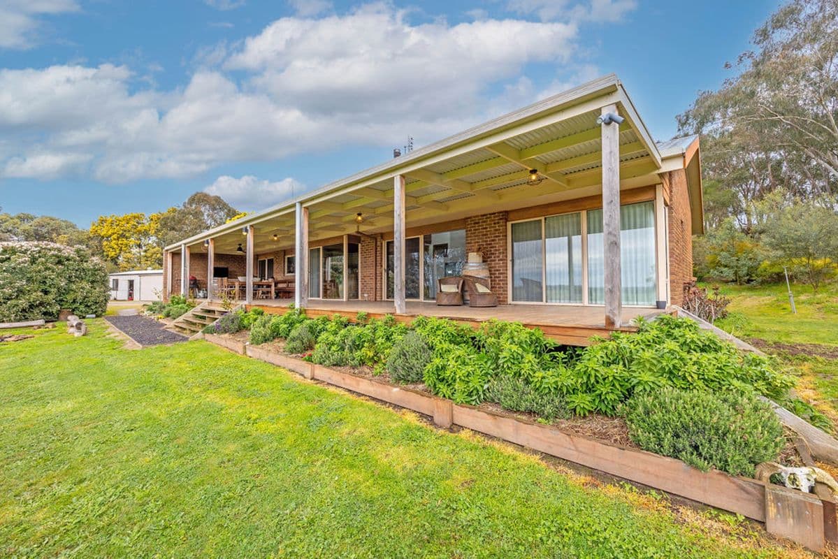 1759 Buninyong Mt Mercer Road