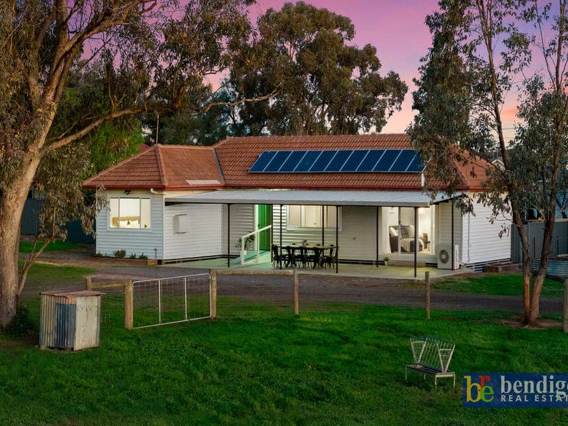 8 Vogele Road, Sebastian