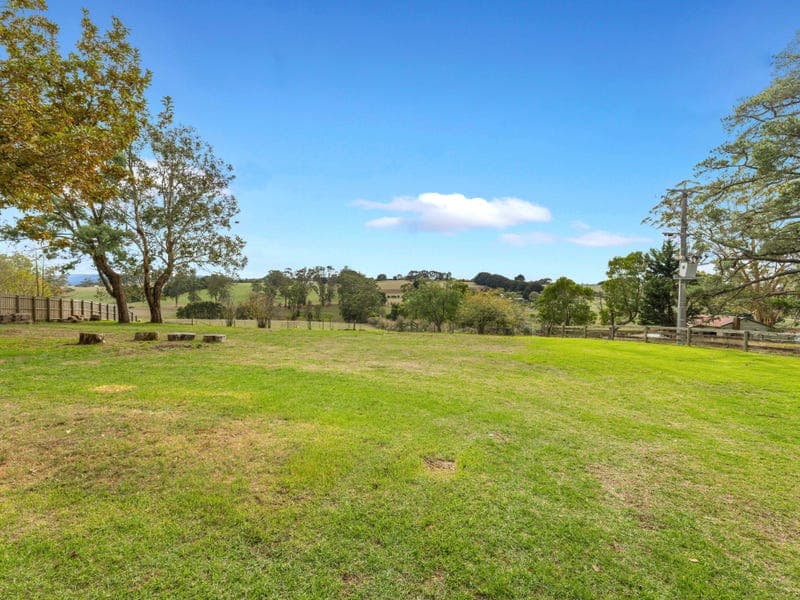 526 Lardners Track, Drouin East