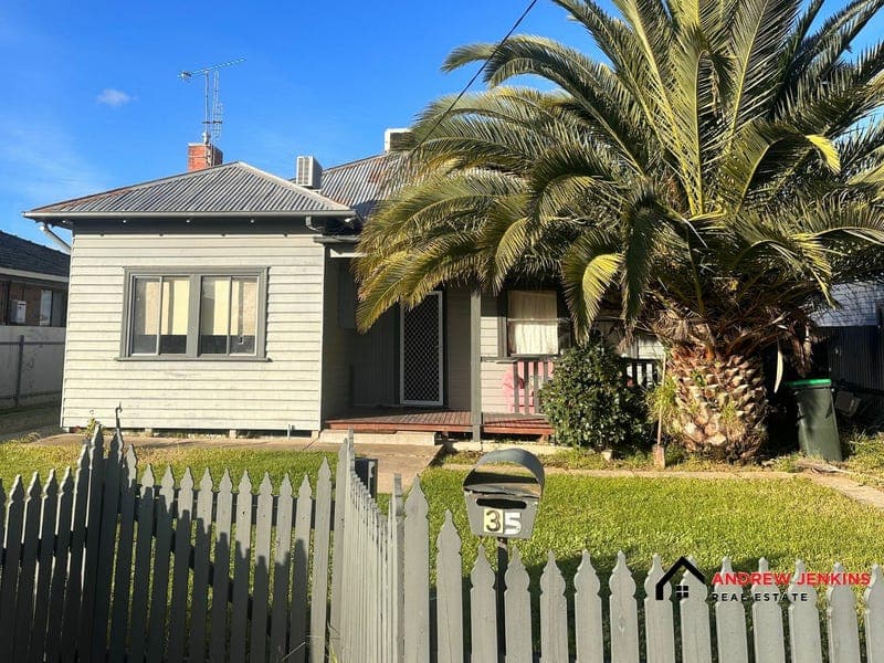 35 Sydney Street, Cobram