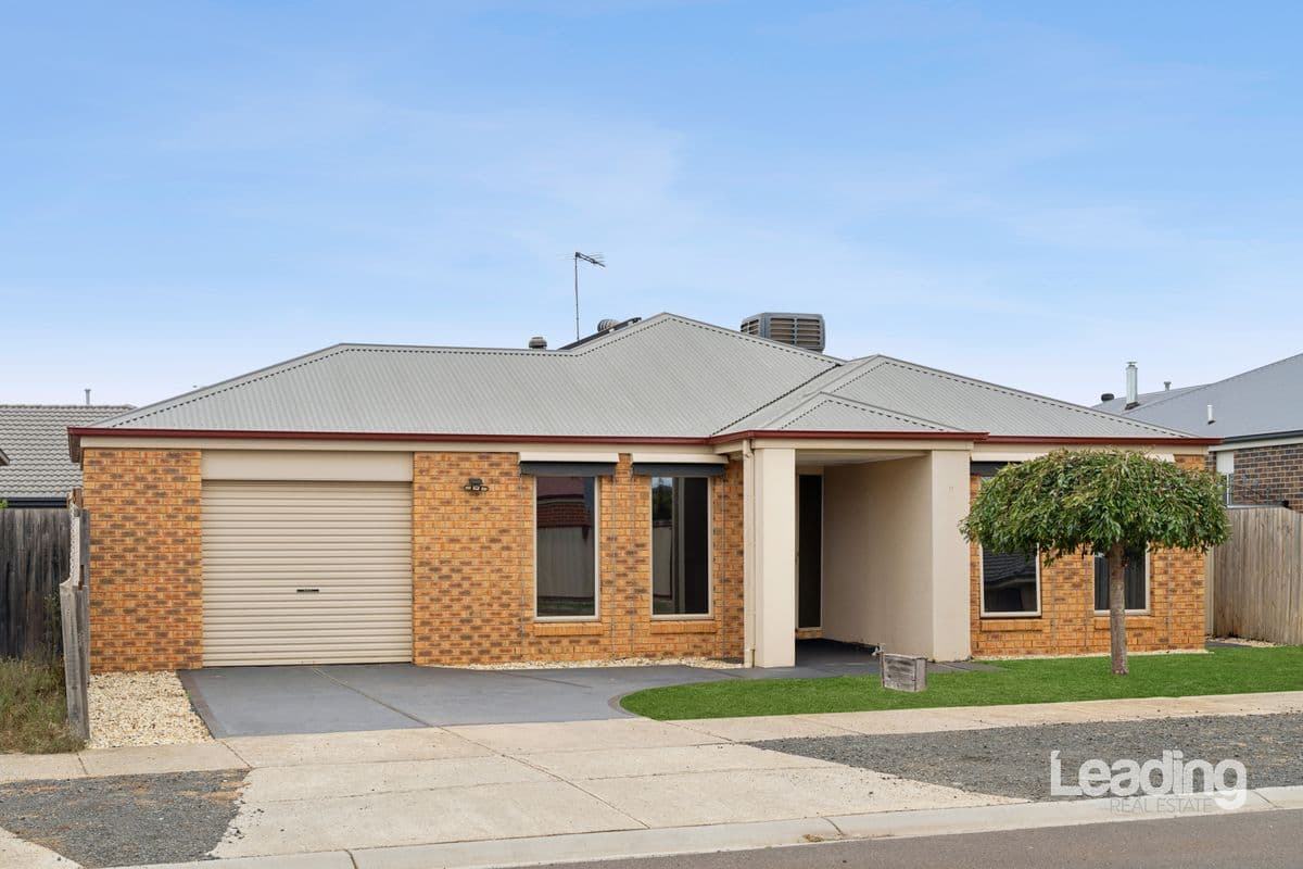 3 Lancelot Crescent