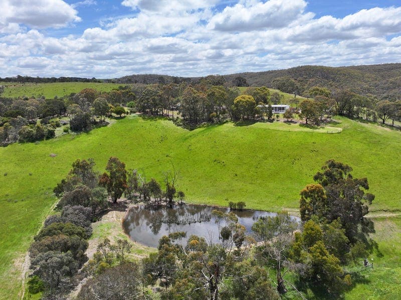 1329 Egerton-Ballark Road, Bungal