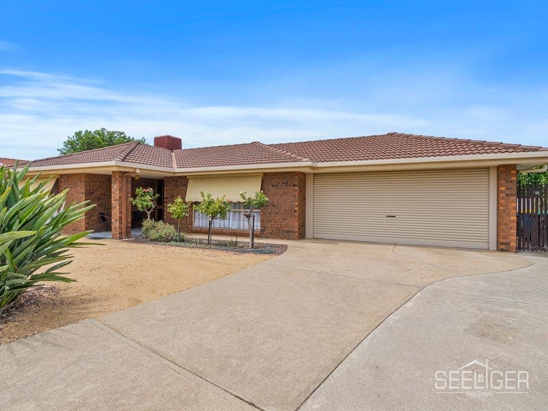 8 Paul Court, Yarrawonga