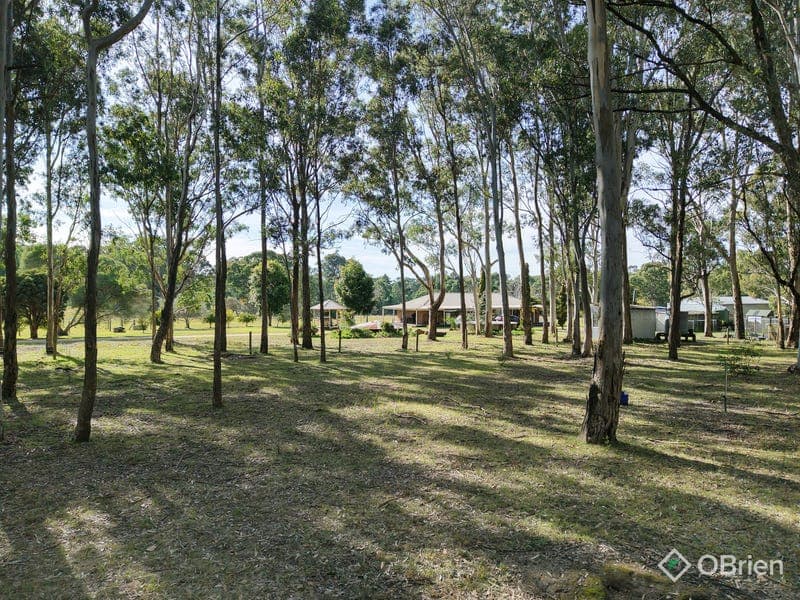 198 Pages Road, Tambo Upper