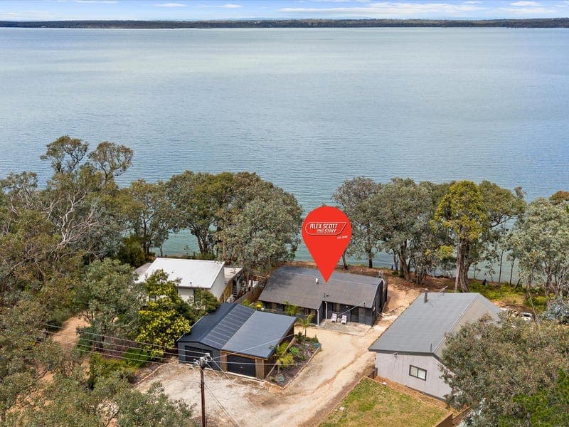 29 WOOLENOOK WAY