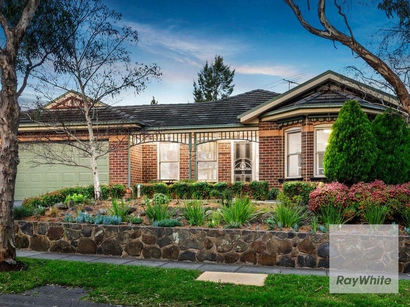 38 Grange Boulevard, Bundoora