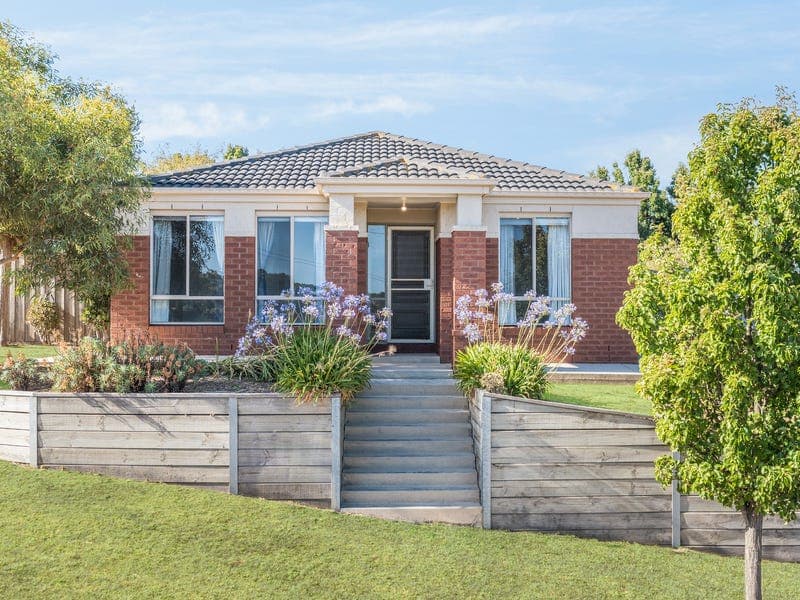 23-25 Stanfield Drive, Wandana Heights