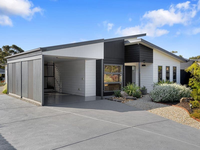 10 Tatiara Drive