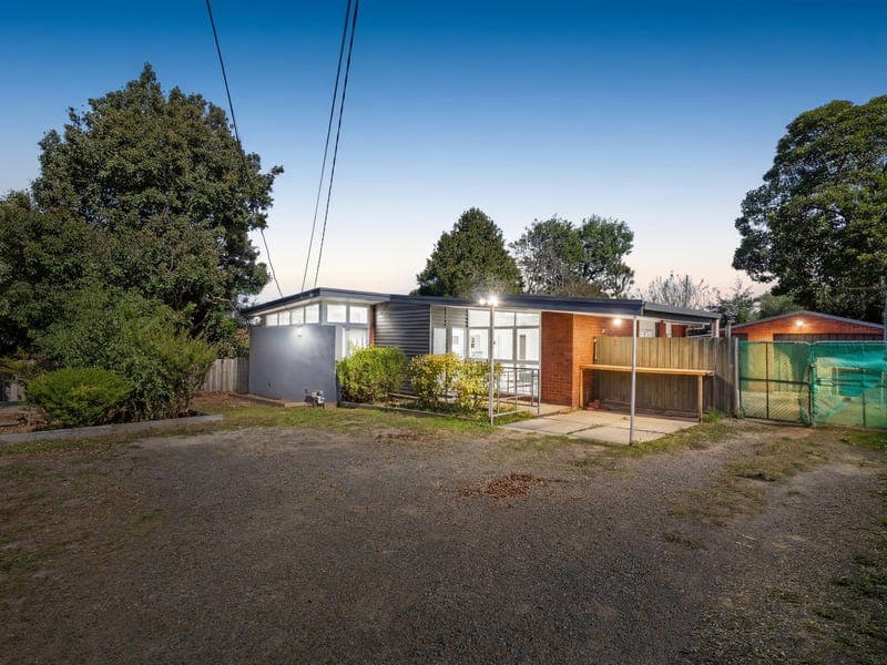 85 Forest Road, Ferntree Gully