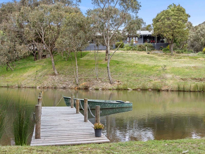 9 The Ridge Track, Metcalfe East