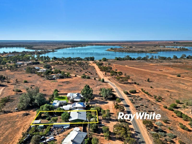 9 Mullroo Drive, Cullulleraine