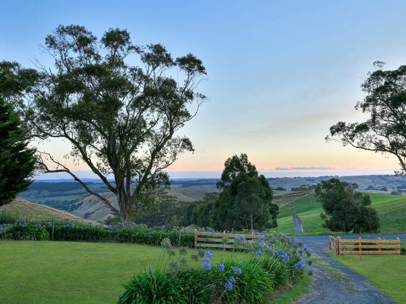 525 Mount Eccles Road