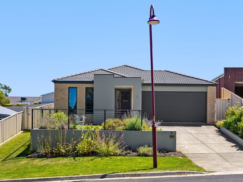 8 Imperial Way, Canadian