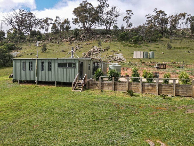 CA 54 Chinamans Lane