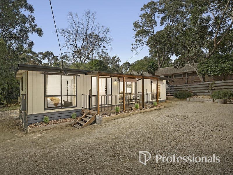 15 Francis Crescent, Mount Evelyn