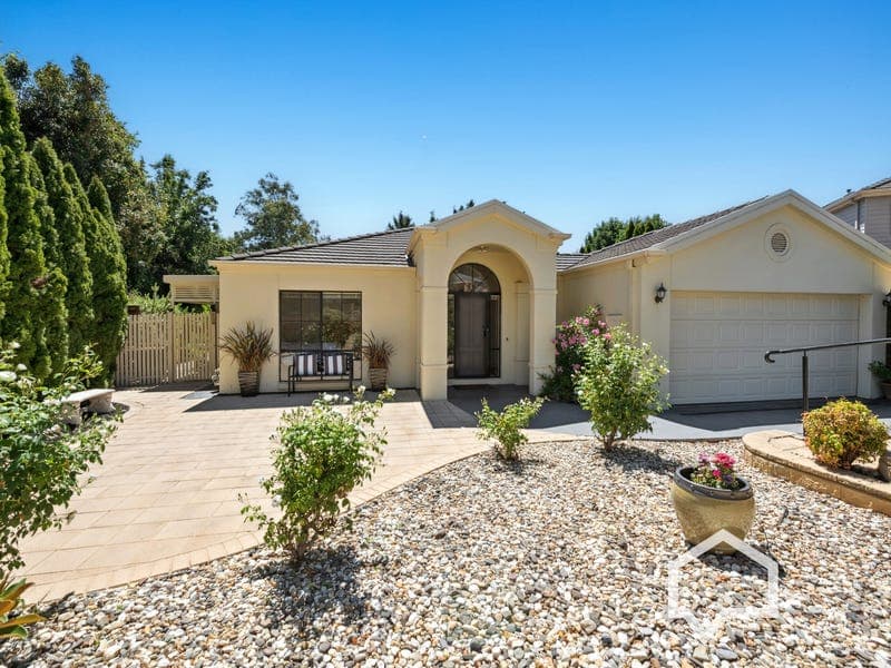 6 Federation Terrace, Kennington