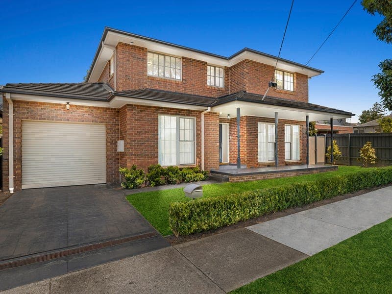 6 Fairland Avenue, Oakleigh East