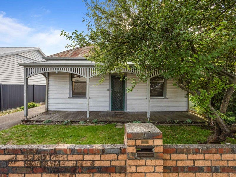 10 James Street, Golden Point