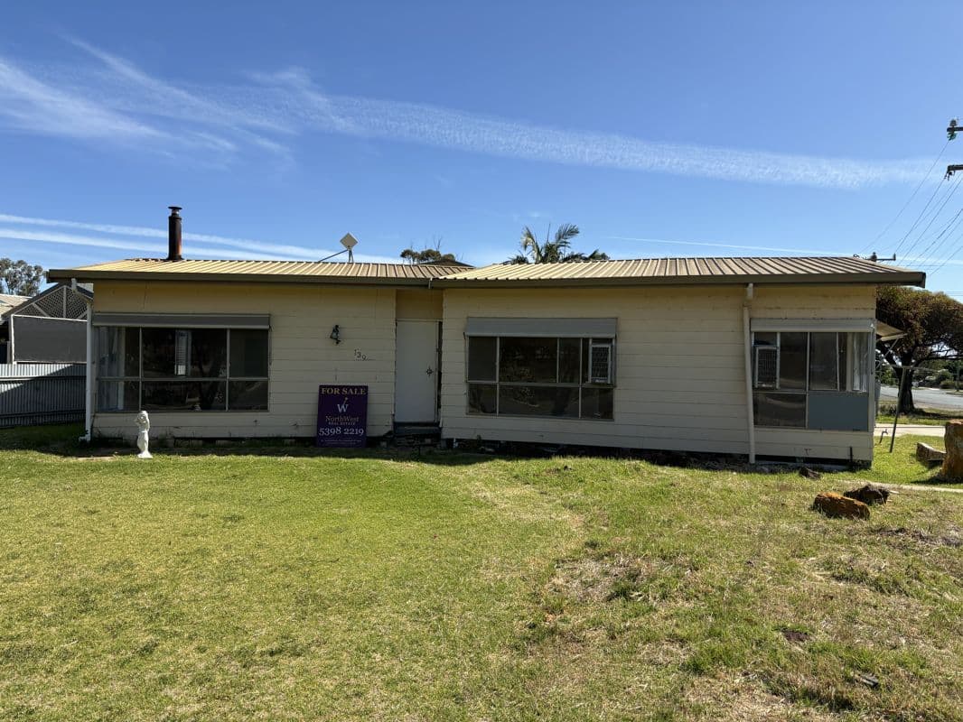 139 Lascelles Street