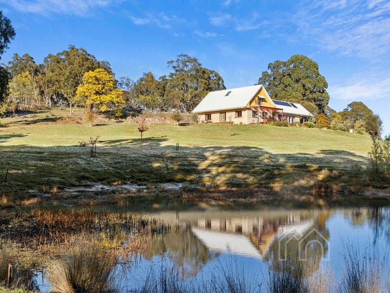 398 Springhill Road, Spring Hill