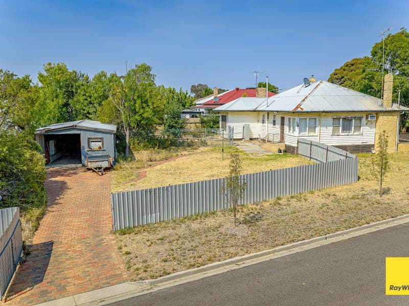 96 Bannister Street, North Bendigo