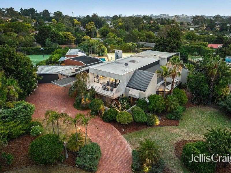 13 Sarah Crescent, Templestowe