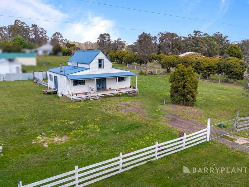 15 Clapperton Street, Lexton