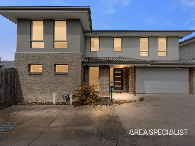10 Nemo Street, Pakenham