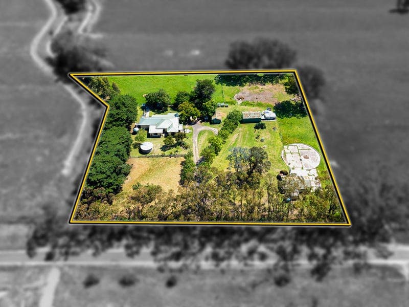 540 Grimmes Road, Denison