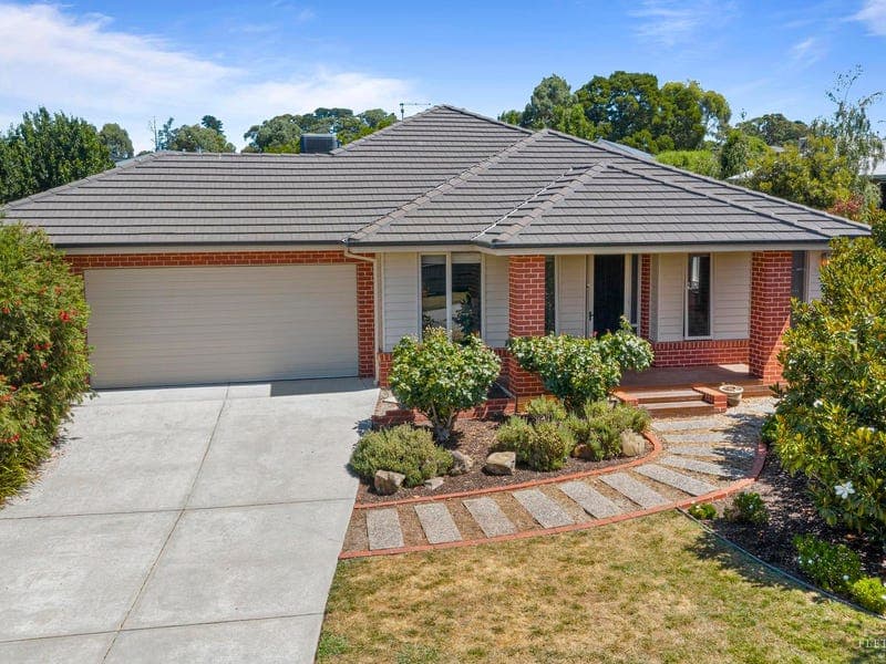 4 Braeburn Court, Brown Hill