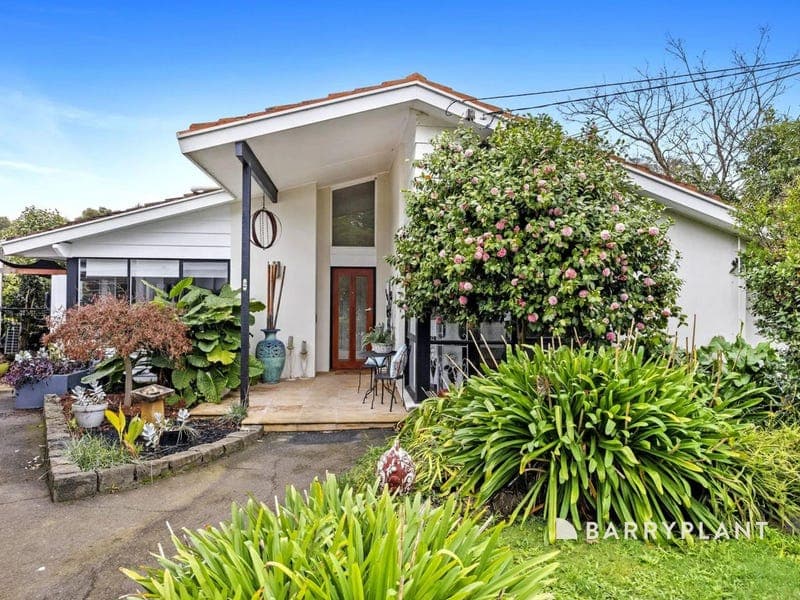 2 Dover Court, Ferntree Gully