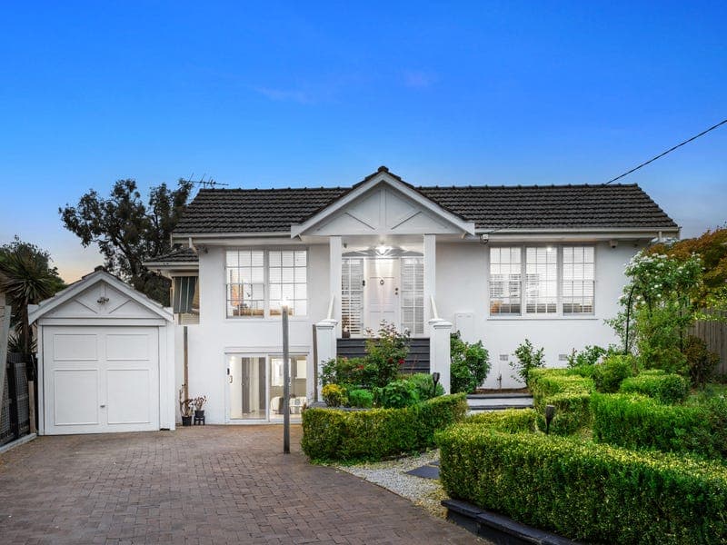 10 Reading Avenue, Balwyn North