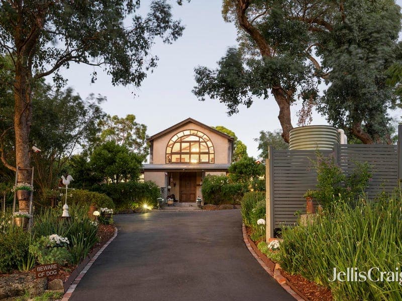 3 Murrays Place, Eltham North