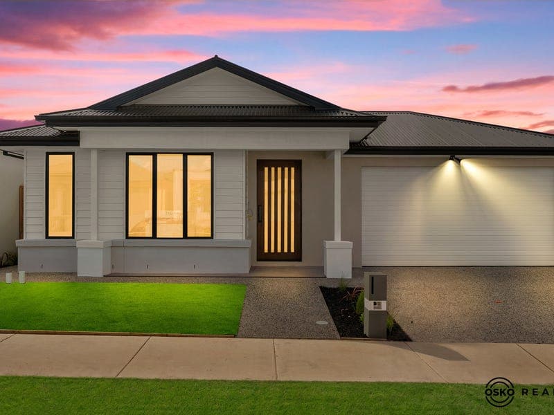 28 Montenegro Crescent