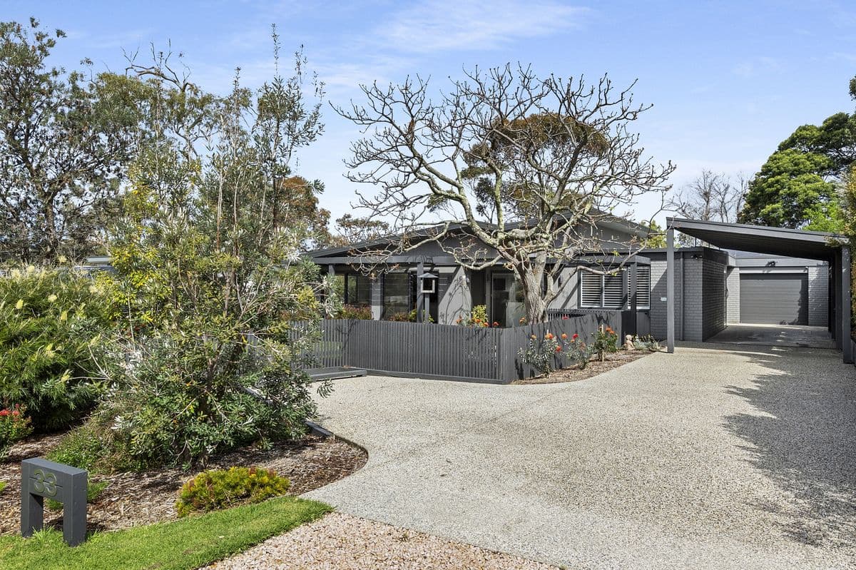 33 Barker Street